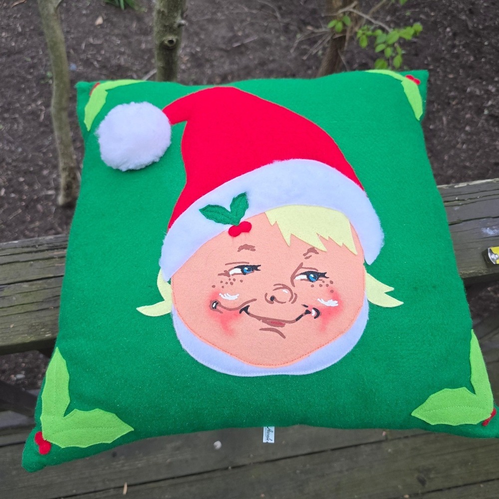 Vintage Annalee Christmas Elf Face Green Felt Throw Pillows Set of 2 - 17.5"